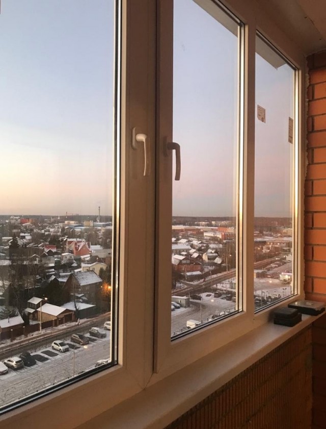 Предлагаем остекление и отделку балконов и лоджий в г. Москве и Московской области