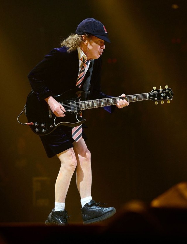 AC/DC