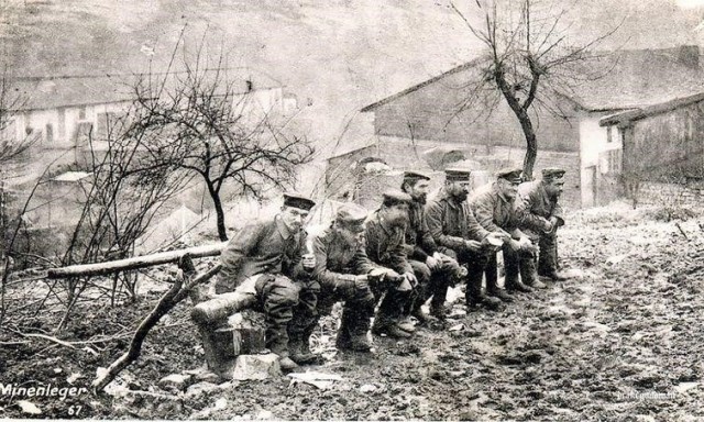 О главном: латрины на войне.