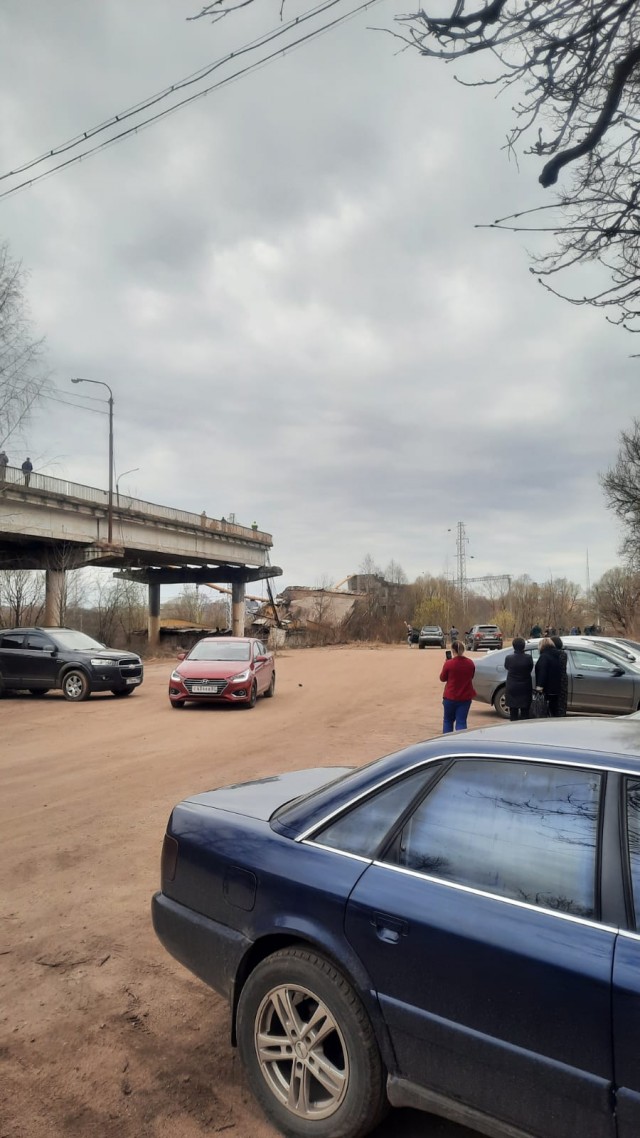 Панинский мост рухнул в Вязьме Смоленской области