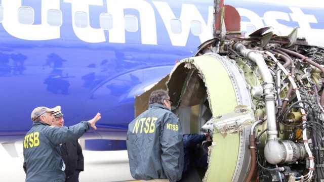 Исследование: вероятность столкновения самолета с космическим мусором составляет 1 к 430 000