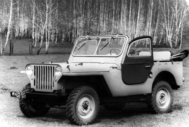 А ведь когда то были времена,когда половина легковых автомобилей уходила на экспорт,а наши гонщики выступали на международных соревнованиях.