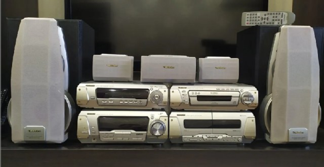 Аудиотехника прошлого века-MARANTZ.
