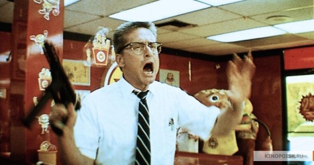 Женщине не продали Chicken McNuggets