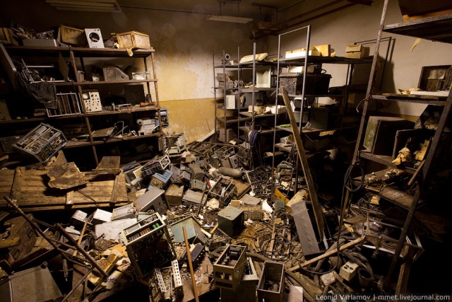 Что скрывают подвалы МГУ?