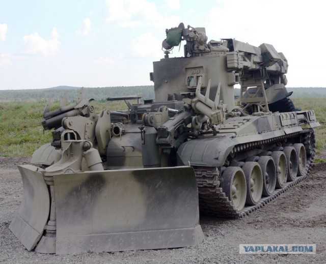 Зачистка аэропорта от войск украинских ВС