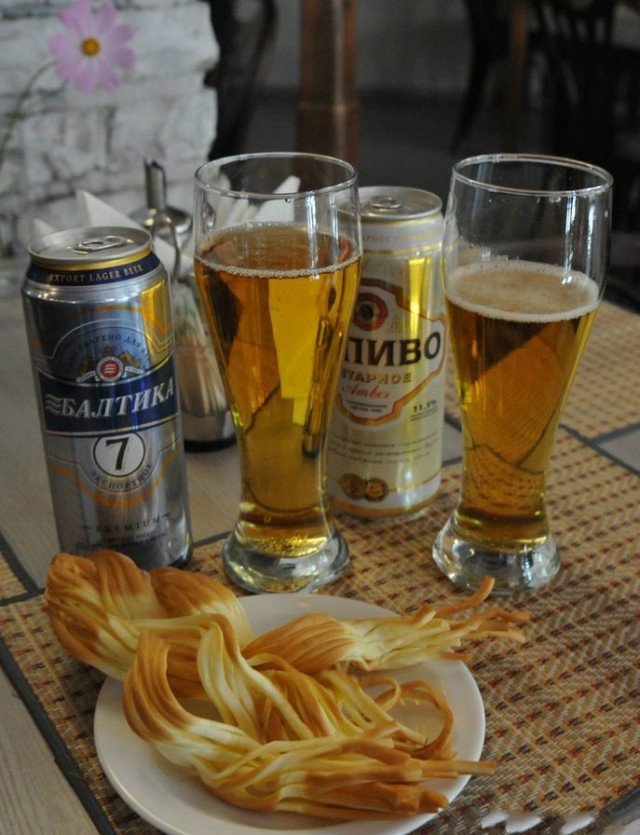 Как в Хакасии делают ниточный сыр