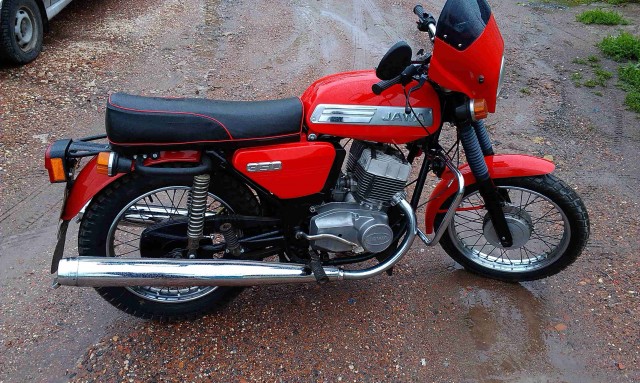 Капсула времени: Новая Jawa-350 1990 года выпуска, простоявшая 30 лет в гараже