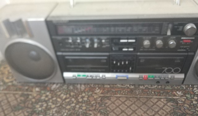 Куда делись японские аудио монстры JVC, Aiwa, Sanyo, Hitachi…