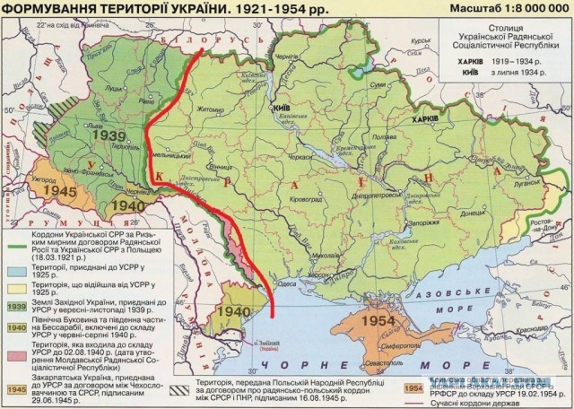 Погранслужба Украины показала колонну российской техники, проходящей через погранпереход в Крыму