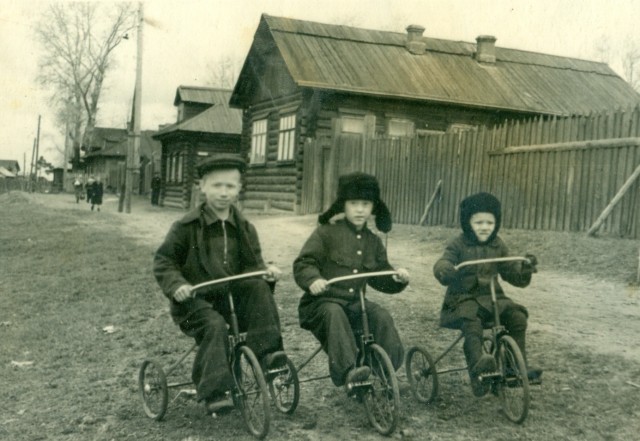 Как быстро летят твои годы.