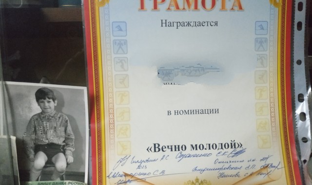 15 неожиданных фото отечественных знаменитостей, на которых их сложно узнать