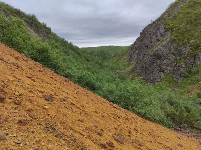 Опытная добыча пирротина в 30-х годах в Хибинах. Восточный и Западный районы