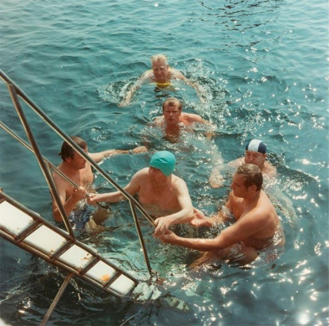 Смешал, но не взбалтывал: 16.06.24.