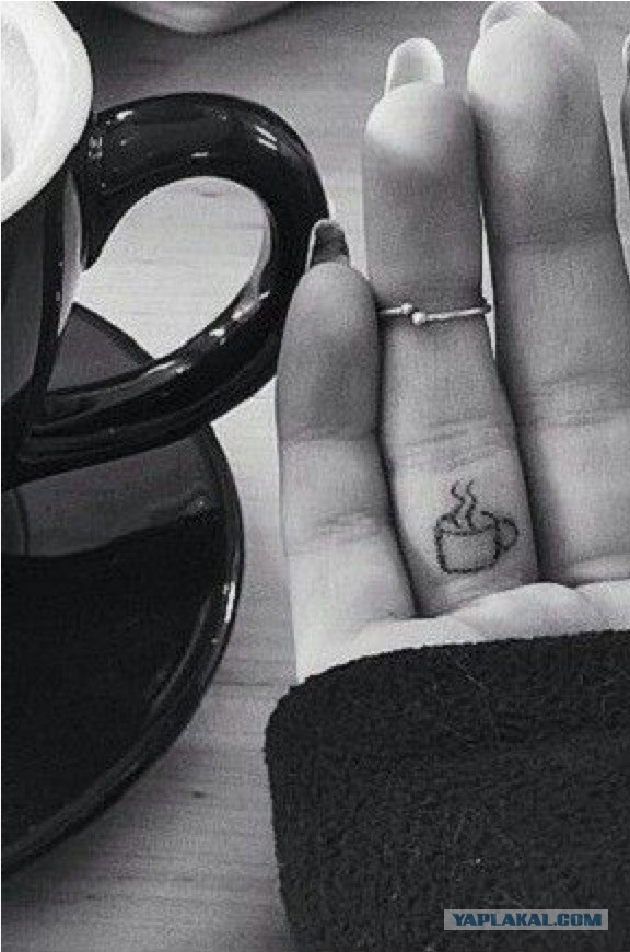 Подборка фот с небольшими татуировками