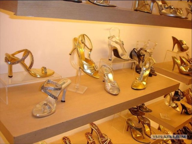 Обувное производство в Индии (25 фото)