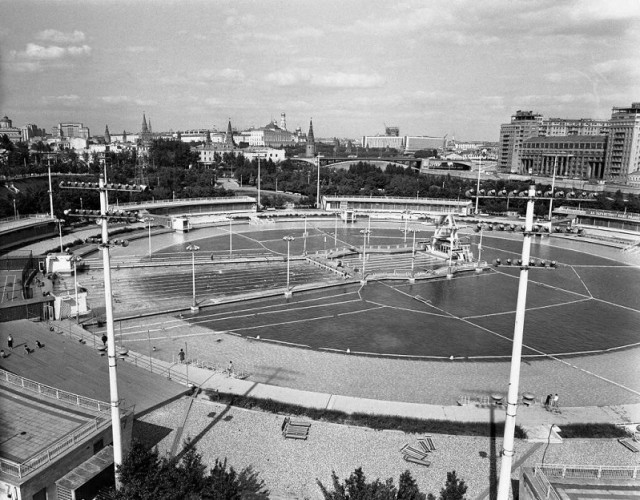 Просто старые фото - №LVIII. Чёрно-белый мир