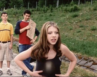 Сегодня Мишель Трахтенберг могло исполниться 40!