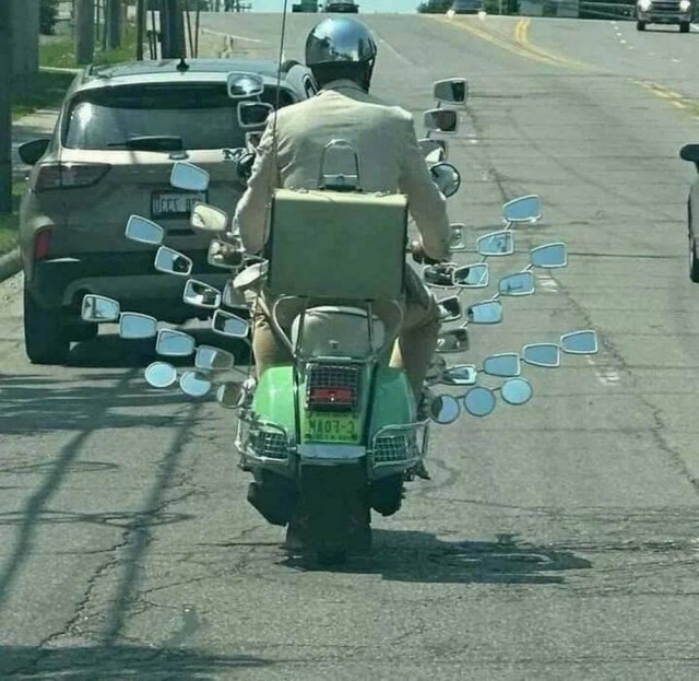 *зачёркнуто*