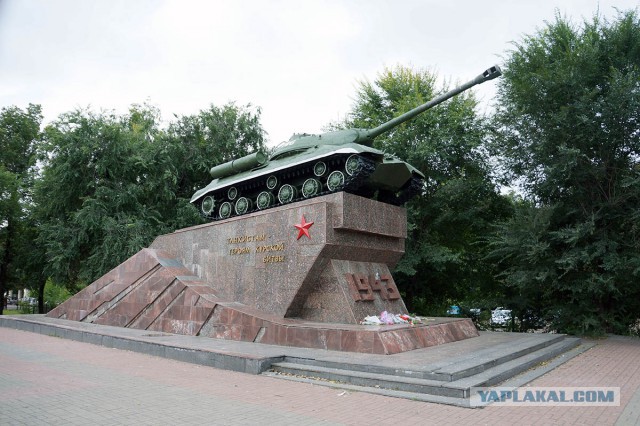 Танки из Невы