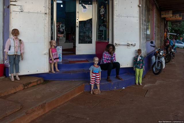 Уганда: деревни, колдуны и детские жертвоприношения