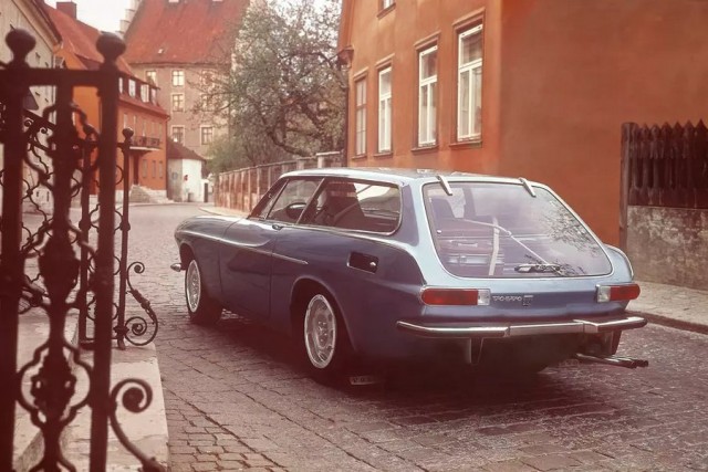 Полвека универсалу Volvo 1800 ES