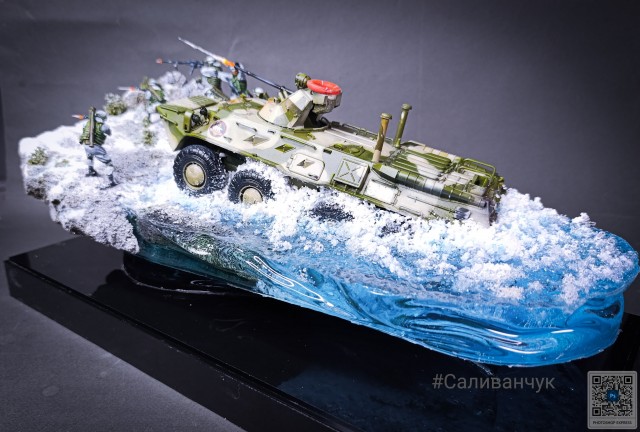 С праздником морпехи !