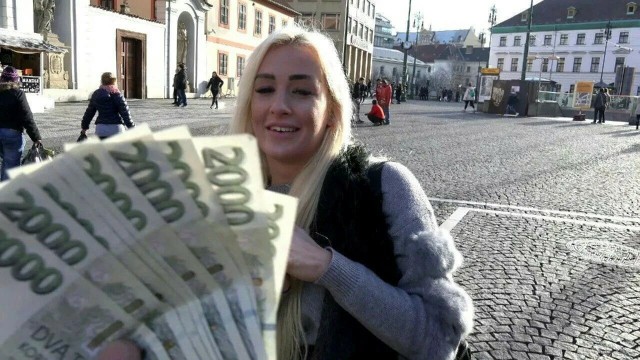 Жесткий секс и БДСМ делают человека тупее
