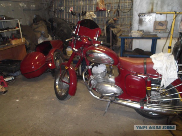 Мотоцикл JAWA (Ява)