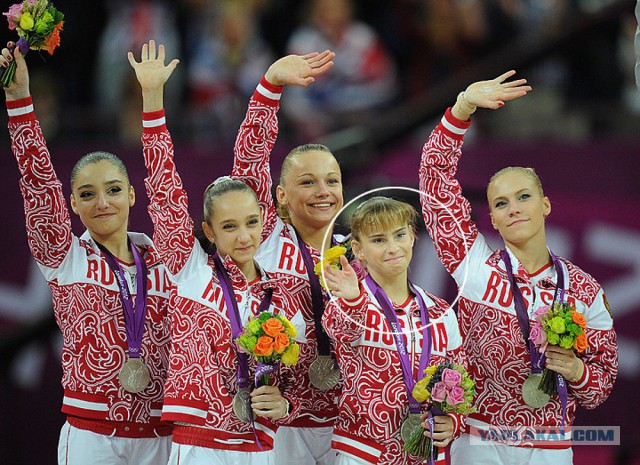 Родная мать оставила гимнастку-чемпионку на улице