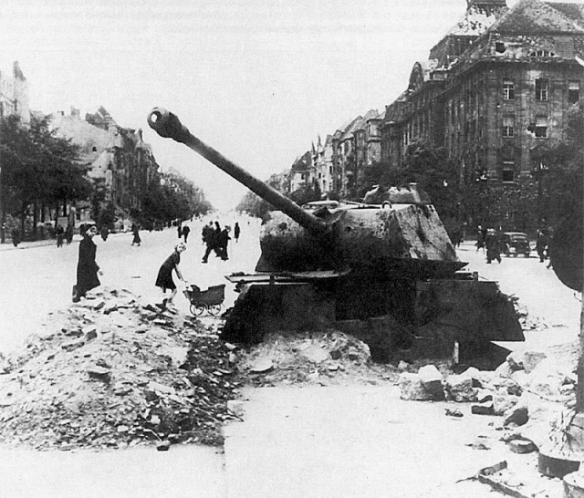 Берлинская операция. Апрель - май 1945 года.