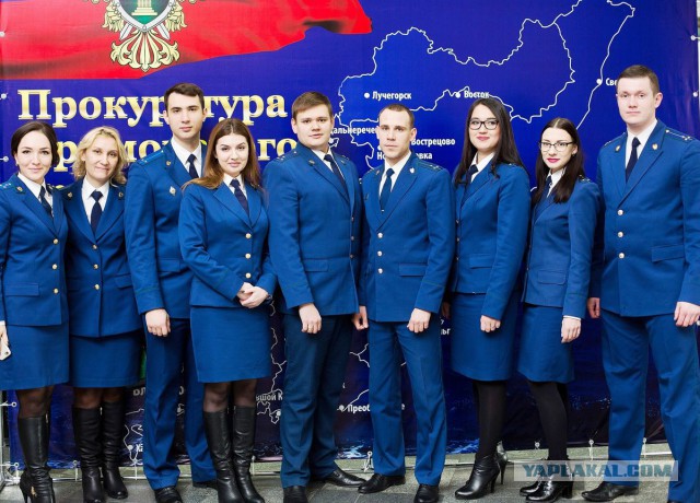 Во Владивостоке упрямая автомобилистка послала куда подальше загорелого веревочника