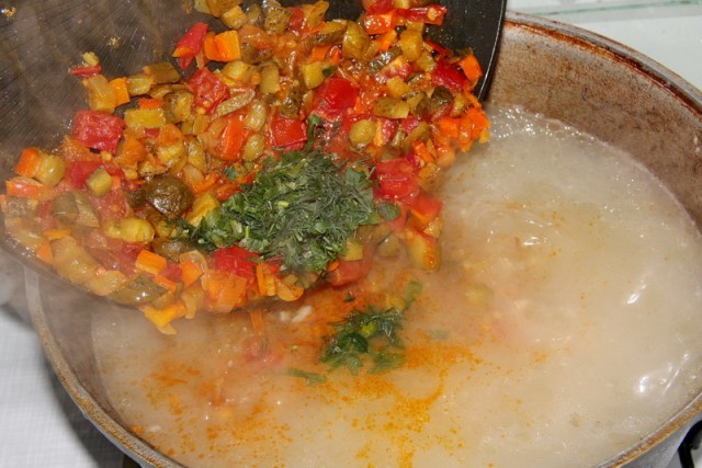 Рассольник с куриными пупками