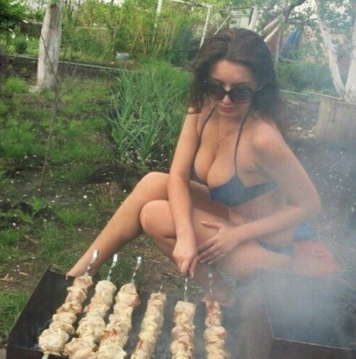 Опрос: начинаем с бабы или с еды?