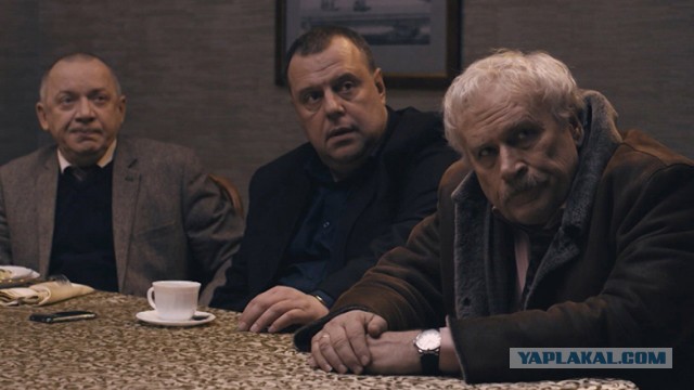 Из-за бездействия коммунальщиков, игнорировавших жалобы жильцов, в доме обрушились балконы