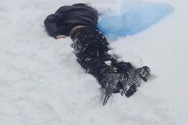 В юном месяце апреле...