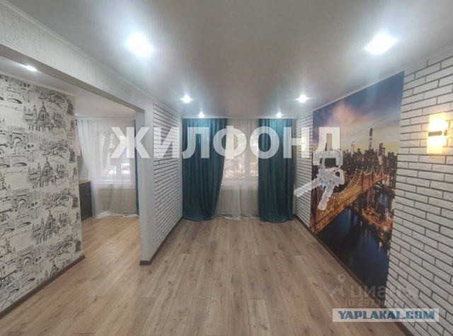 Та самая квартира в астраханской пятиэтажке, из-за которой могли обрушиться два подъезда, прямо перед вами