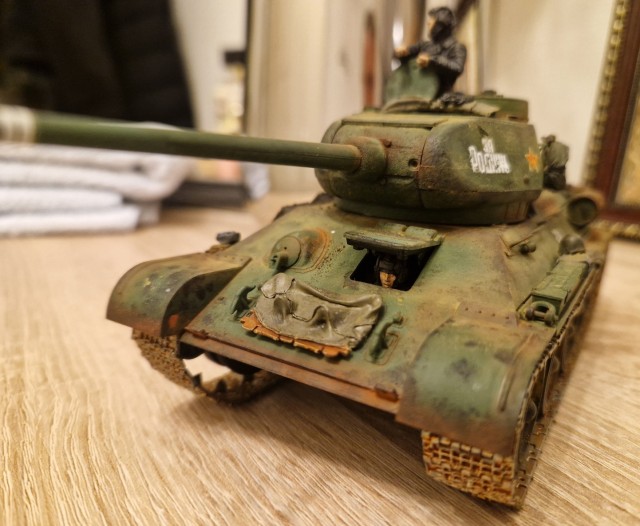 Рукожопства пост. Т34-85 "Скоро снова в бой". Какой-то фронт 1944 год