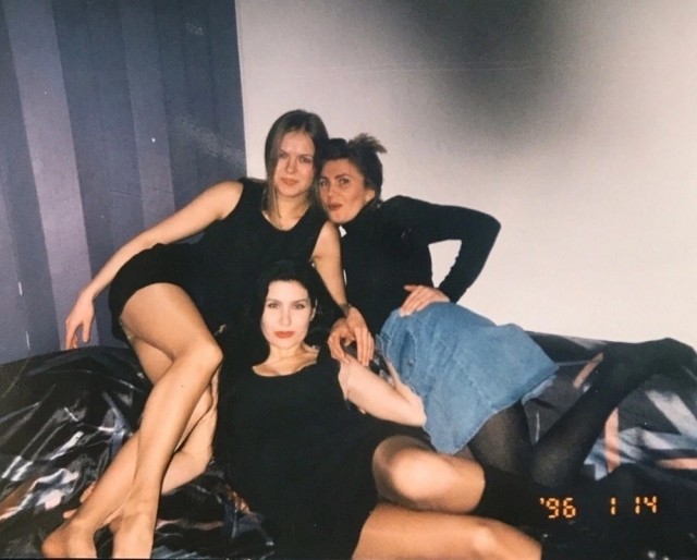 Девушки 90-Х