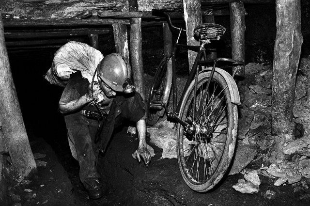 Уголек Донбаса 90-х годов.