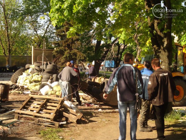 Мариуполь, держись!