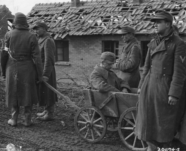 Редкие фотографии из военных архивов