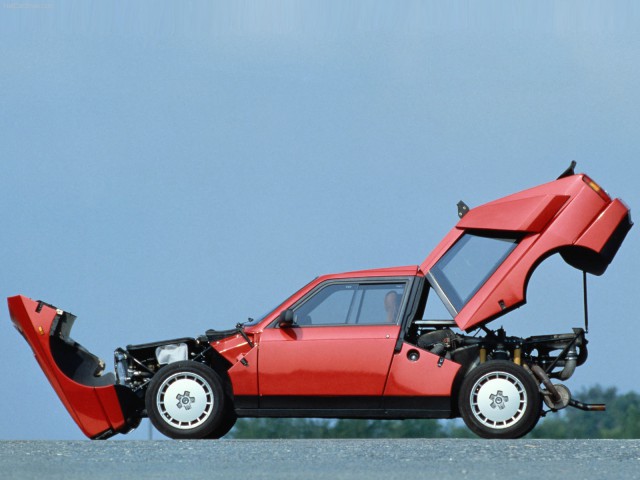Lancia, 8 автомобилей которые опередили свое время