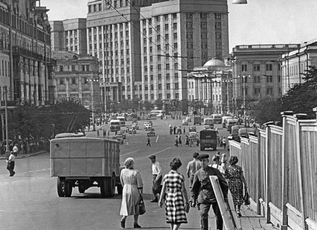 Москва и москвичи. Двадцатый век. 03.08.25