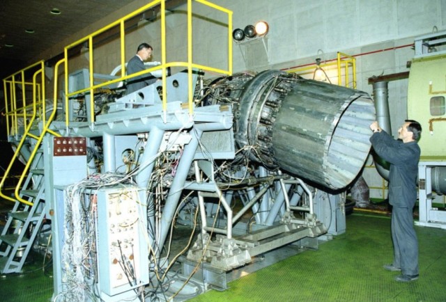 "Терминатор" Су-37: почему самолёт, который крутил кувырок с шасси, так и не нашел покупателя