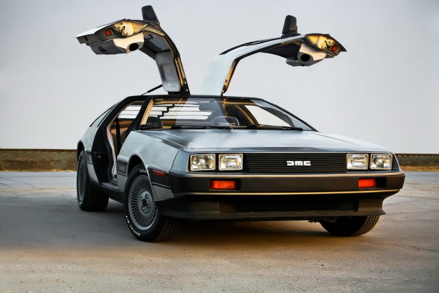 Фотосет DeLorean DMC-12