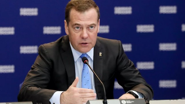 Димон призывает