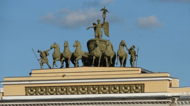Город, из кирпичей которого Пётр Великий строил Санкт-Петербург