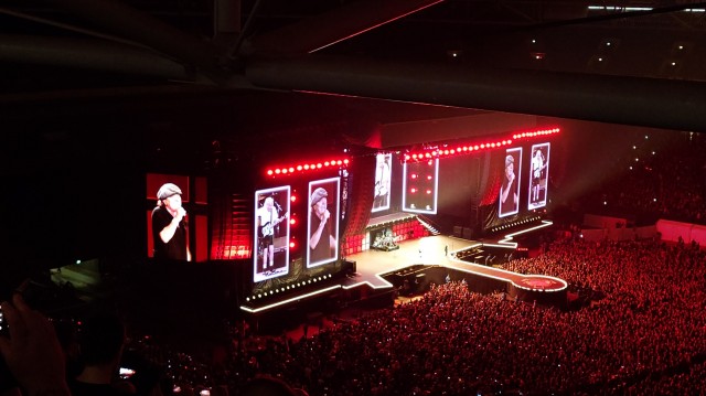 Can U Feel It?! AC/DC