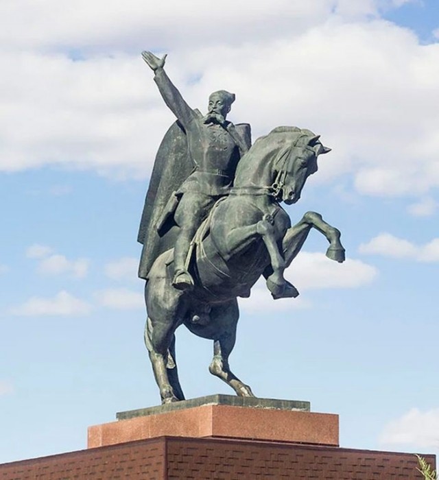 Комкор Городовиков спасает Мургаб